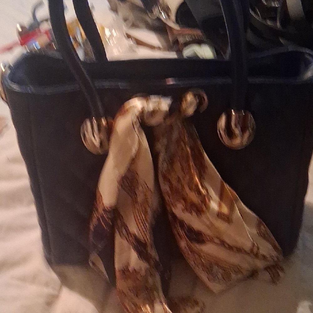 Chic Quilted Navy Satchel with Scarf Accent - Picture 3 of 7